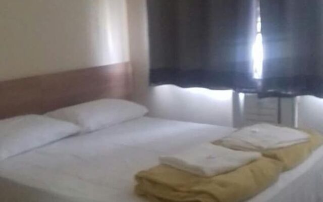 OYO City Hotel
