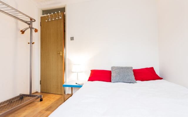 Modern House for 2 in Cambridge