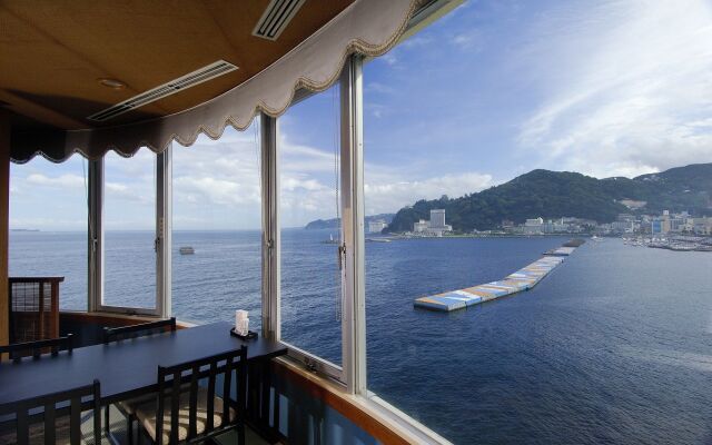 Wisterian Life Club Atami