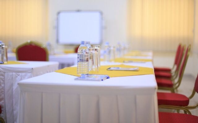 Marie's Royale Hotel