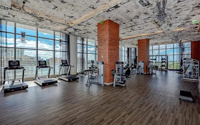 Luxury 1Br-Front Intracoastal View Balcony Pools