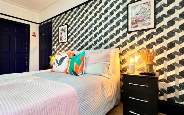 Rest Boutique Golders Green