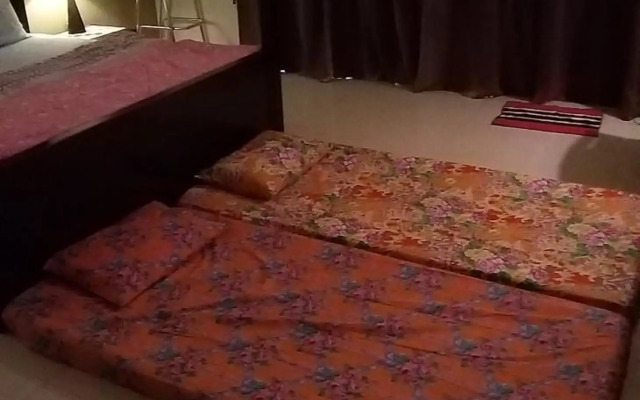 Theme Park View Studio @ Gold Coast