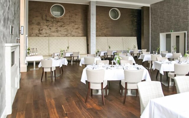 Prora Solitaire Apartments & SPA