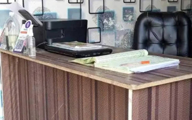 OYO HOME 70072 Relax Inn