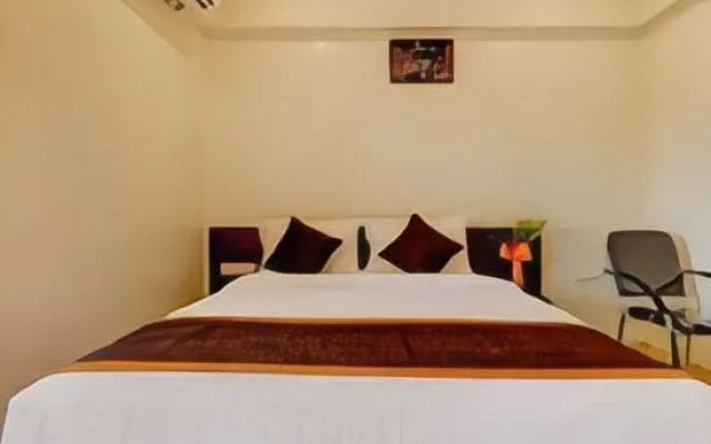 Townhouse Oak Hotel Prime