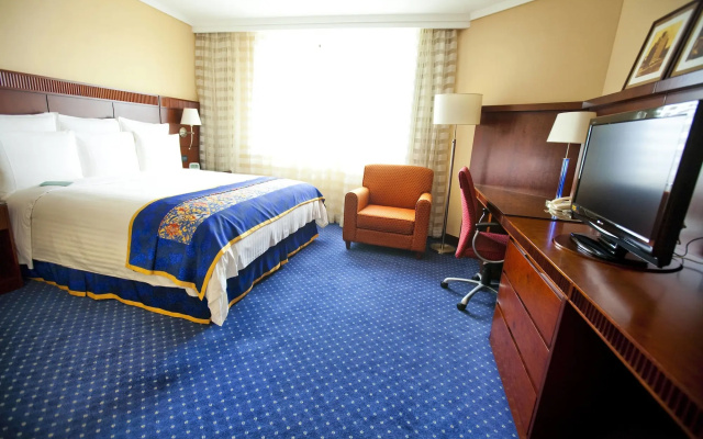 Shanghai Qilu Hotel