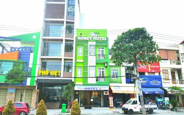 Honey Hotel