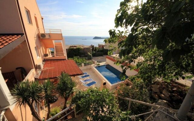 Apartment Ana
