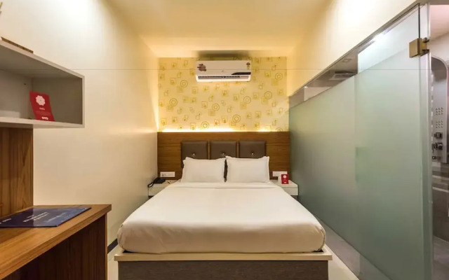 OYO 6832 Hotel 7 CEPL