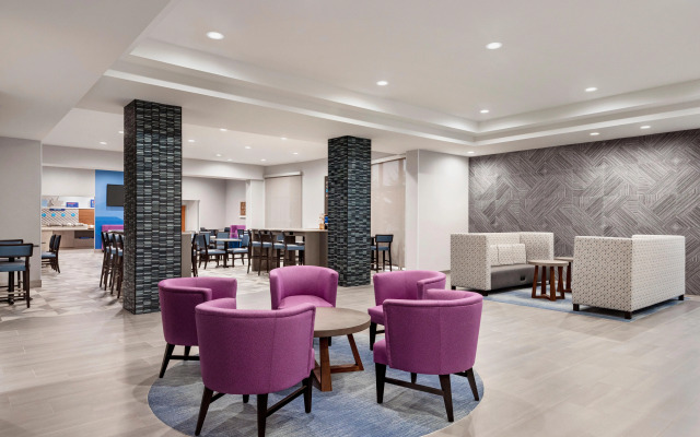 Holiday Inn Express Dumfries by IHG