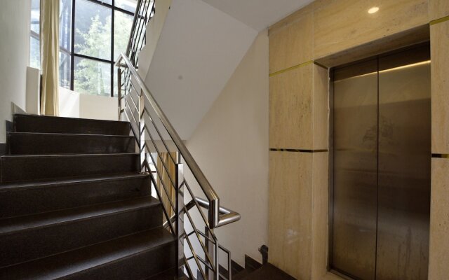 OYO 17099 Ambika Residency