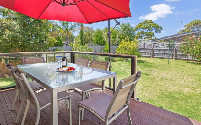 Renovated Beach Beauty - Rosebud