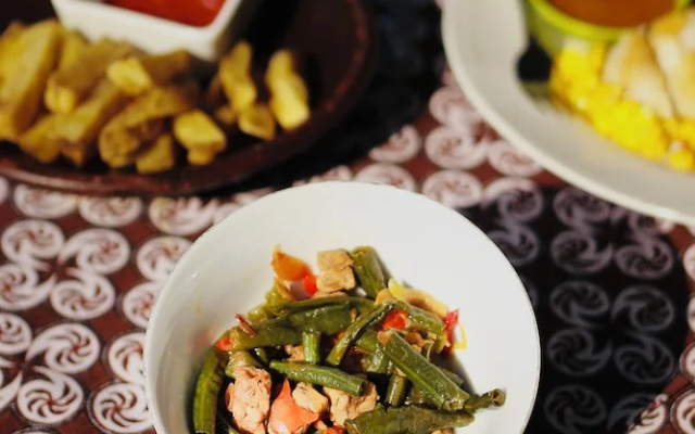 Giri Tengah Resort Borobudur – Meal – Borobudur