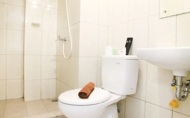 Modern Design 2BR The Springlake Summarecon Apartment