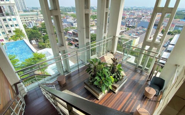 Comfortable 1Br At Sky Terrace Apartment