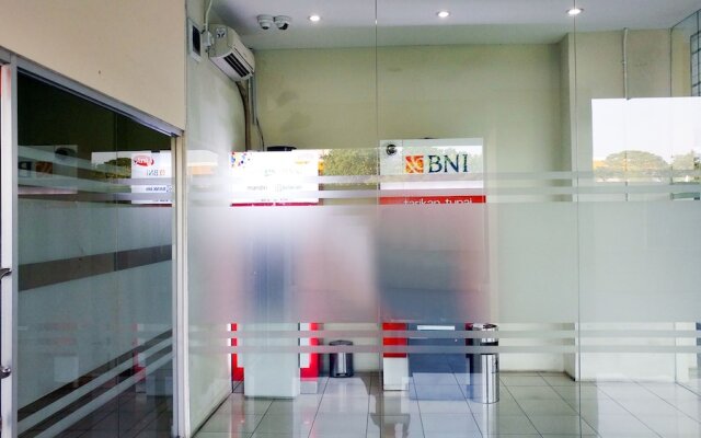 2 Bedrooms at Gading Greenhill Apartment by Travelio