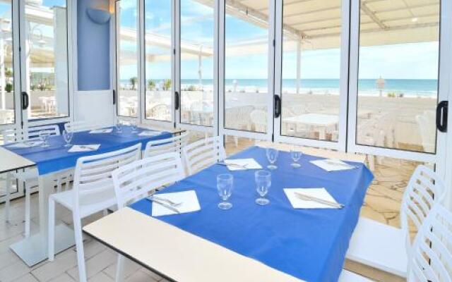 Las Palmeras Camping & Bungalow
