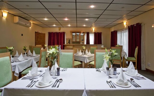 Sentinel Luxury Suite Hotel