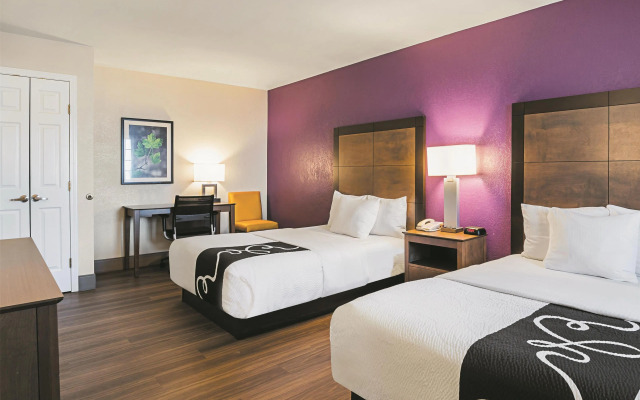 Wingate by Wyndham Galveston Beachfront at the Seawall