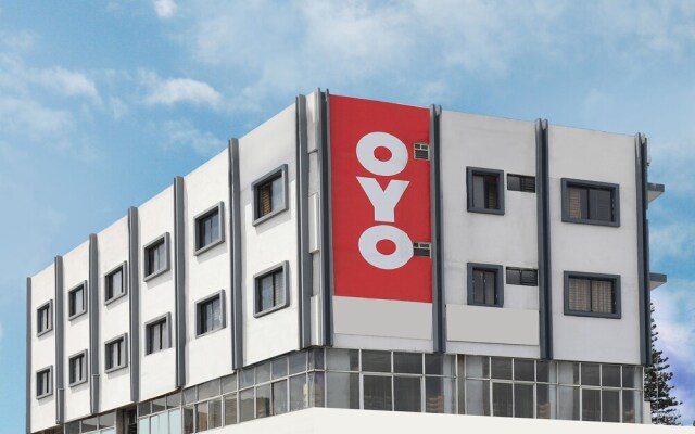 OYO 13029 Hotel Bestend