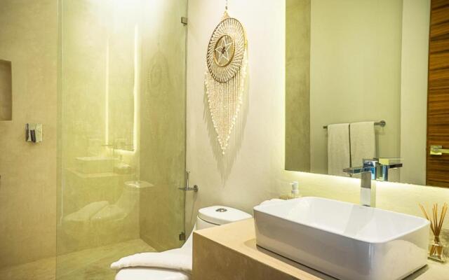 Private Canal Villa 10min to Beach
