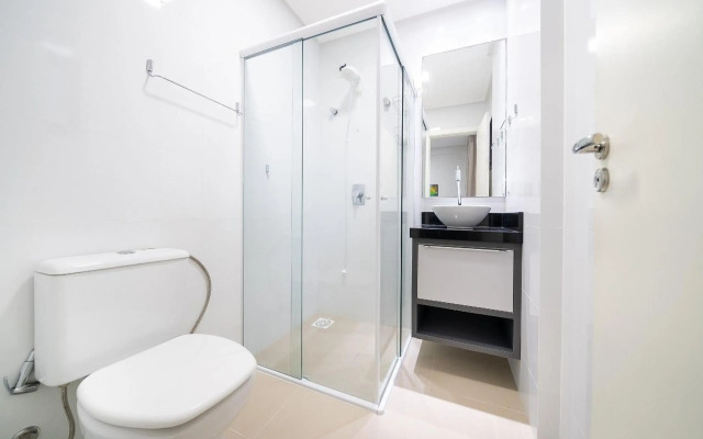 156 - Lindo apartamento a 50mts do mar em Canto Grande