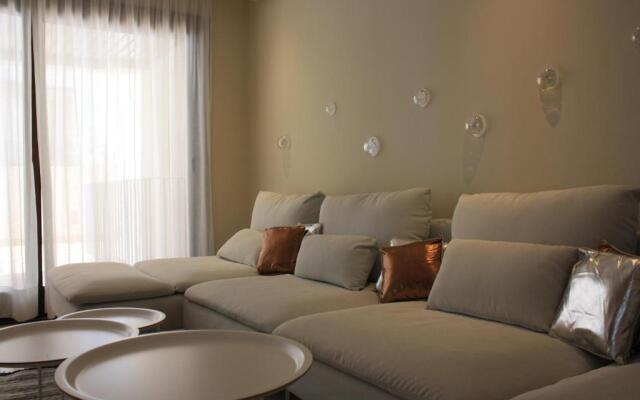 104 - Apartment with private swimming pool