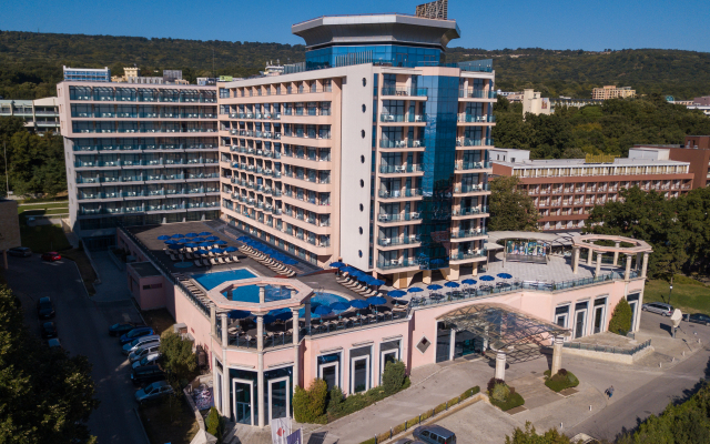 Astera Hotel & Spa
