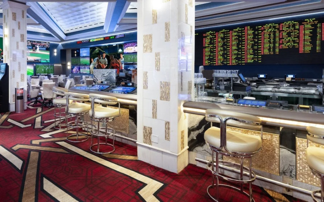 Rainbow Hotel Casino by Peppermill Resorts