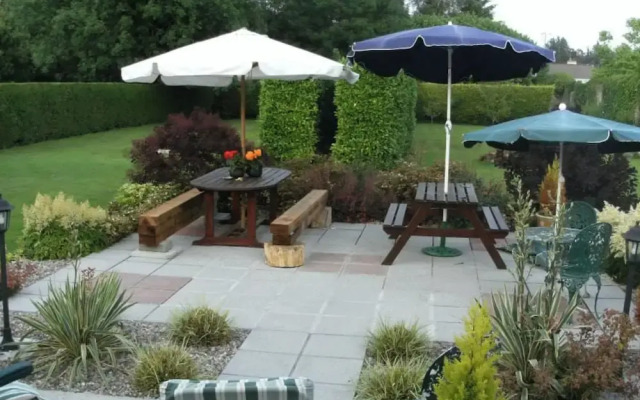 The Railway Lodge, 4 Bedrooms, Sleeps 11, Pets Ok