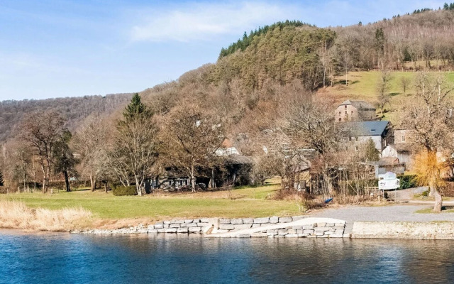 Suave Holiday Home in Vresse-sur-semois With Garden