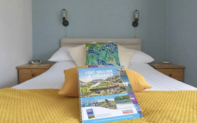 Braeburn Guest House / B&B