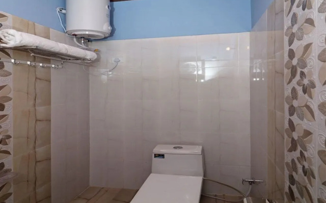 Rudraksh Hotel By OYO Rooms