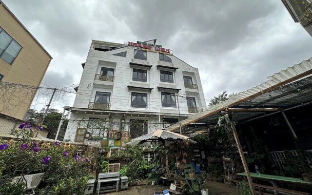 OYO 1204 Hoang Linh Hotel
