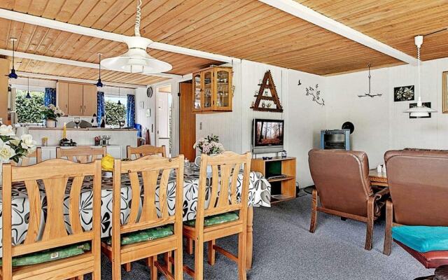 6 Person Holiday Home in Hadsund