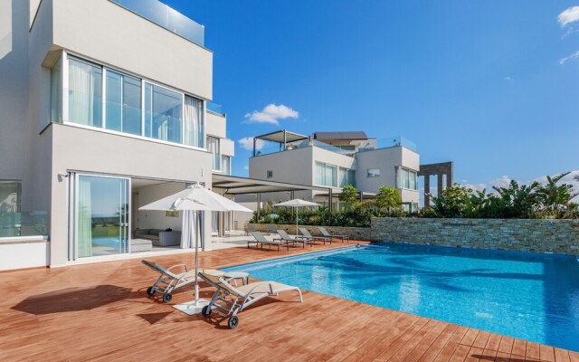Vivo Mare Beachfront - Seaview Villas