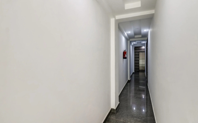 Collection O 82772 Hotel Ay Villa