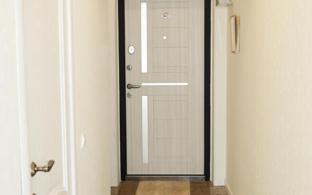 Be Home (Би хоум) на Строительном