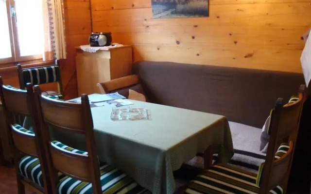 Cozy Chalet in Chrixacher near Forest