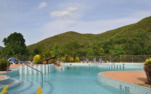 Camping Les Cerisiers Du Jaur