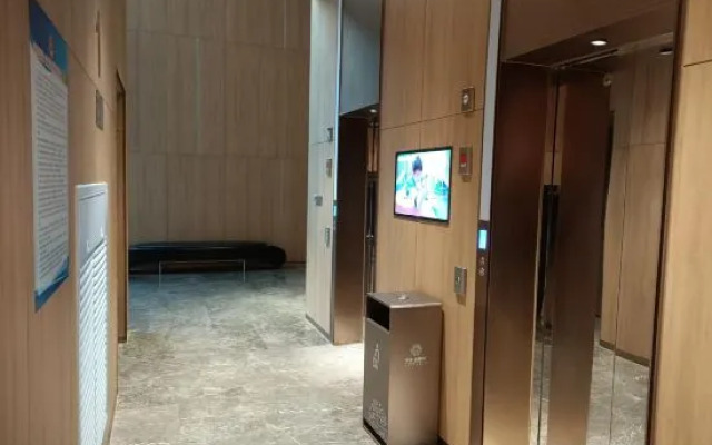 Squid Future Apartment