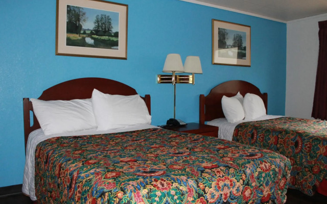 Wyatt Earp Hotel