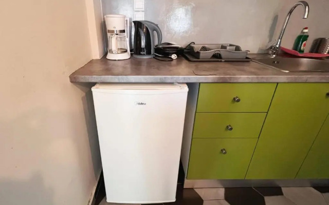 Stathmos Larissis A, a cozy 2BR Apartment, Clo...