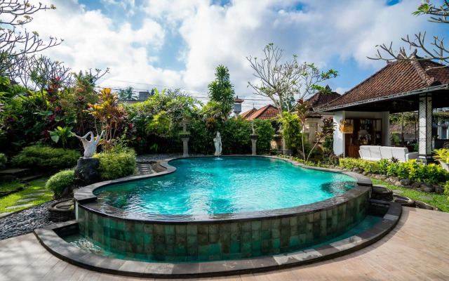Capung Cottage