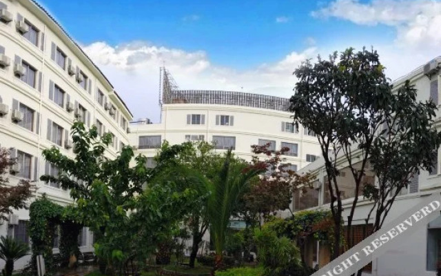Xin Tian Le Hotel