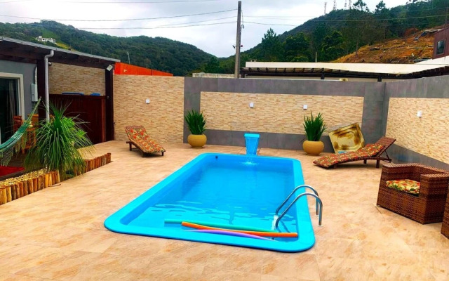 Casa Flor de Lis- Piscina Lazer Conforto