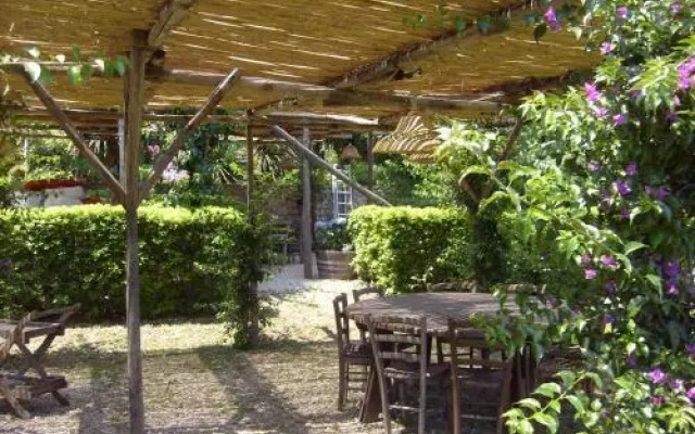 Marunnella Suites