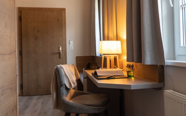 Hotel Seespitz Seefeld Superior - Adults & Residents Only