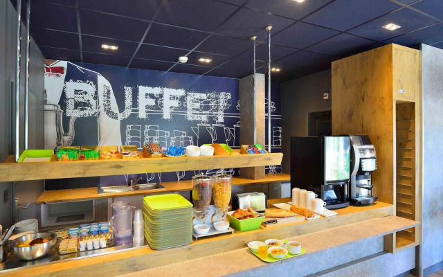 ibis budget Pau Lescar